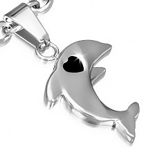 Delfín s černým srdíčkem přívěsek ocel